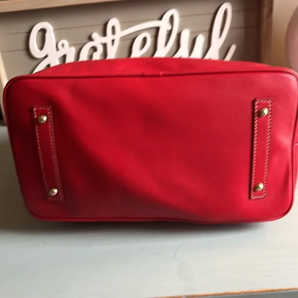 Dooney & Bourke Red Leather Shoulder Bag - Picture 5 of 7